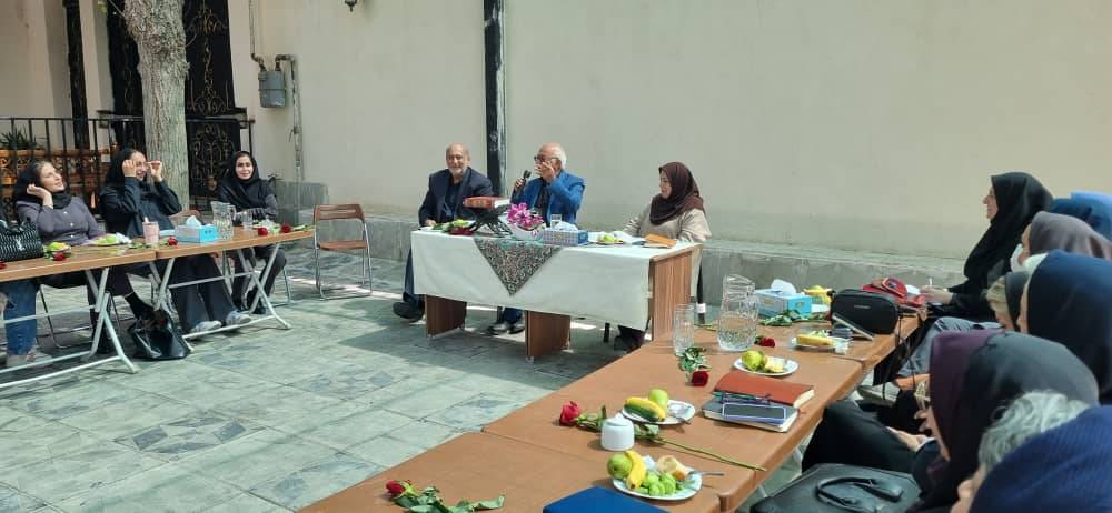 شورای همکاران و معارفه دبستان دخترانه جاوید